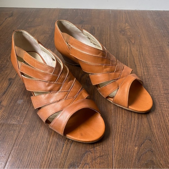 Rangoni Almafi Women’s Cognac Tan Leather Strappy Wedge Sandals SZ 9 - Picture 2 of 14